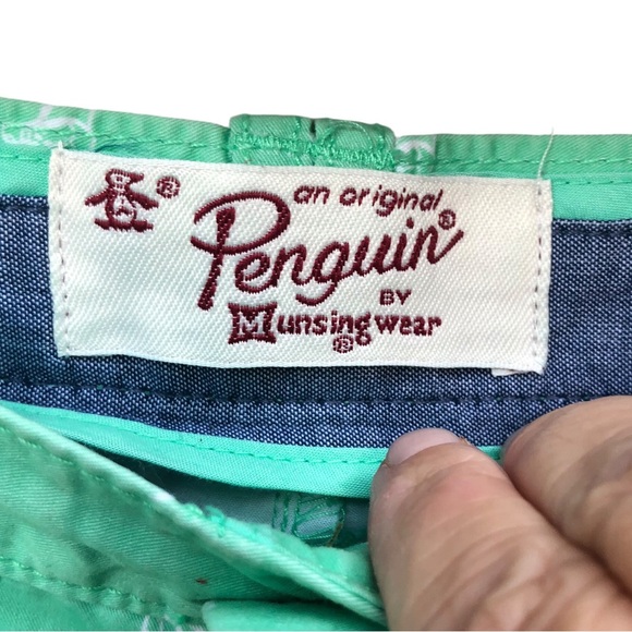 Penguin Green Men’s Shorts size 32 - Picture 2 of 7